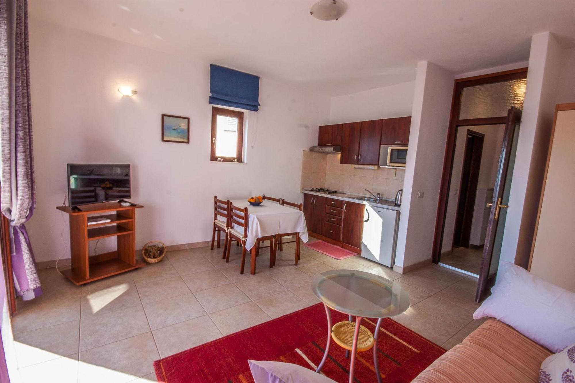 Apartments Rosanda Pakoštane Buitenkant foto
