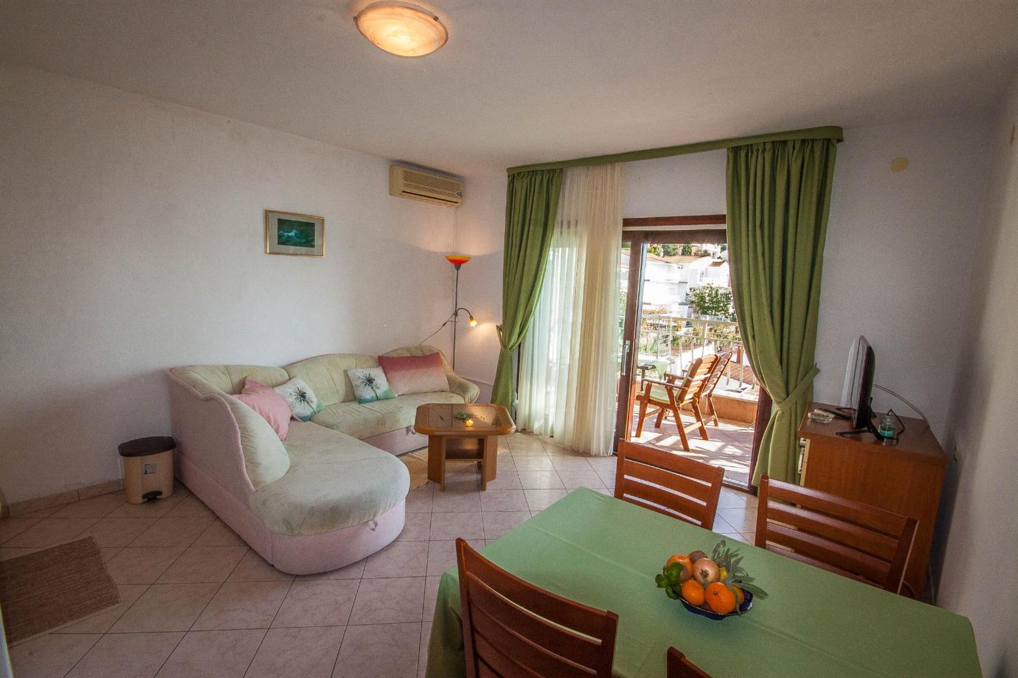 Apartments Rosanda Pakoštane Buitenkant foto